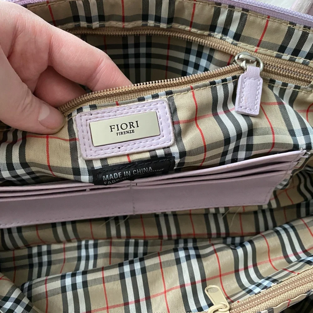 FIORI Leather Shoulder Bag - Picture 6 of 9